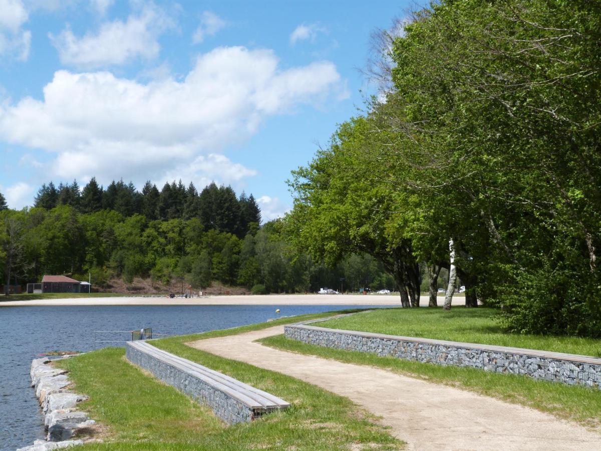 Lumineuse Maison Neuve, Cosy,67M², 2 Chambres/6 Couchages 1Km Lac, 200M Du Bourg. Vue Paisible, Sur La Nature Saint-Pardoux-lʼOrtigier 外观 照片