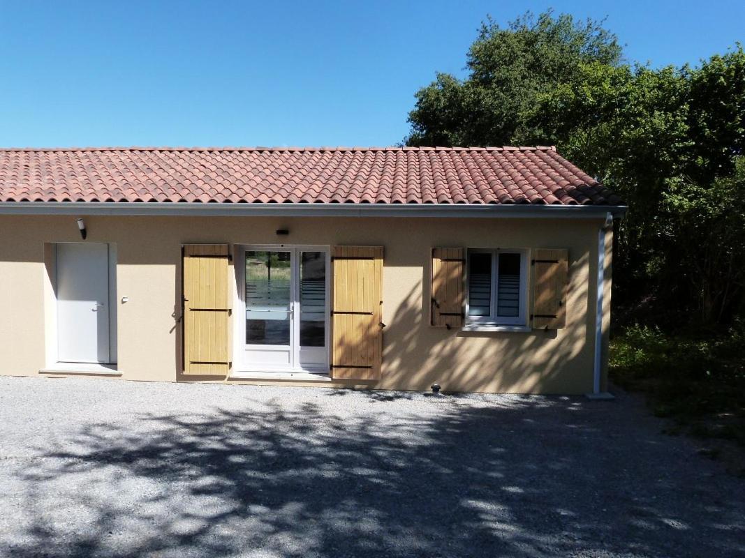 Lumineuse Maison Neuve, Cosy,67M², 2 Chambres/6 Couchages 1Km Lac, 200M Du Bourg. Vue Paisible, Sur La Nature Saint-Pardoux-lʼOrtigier 外观 照片